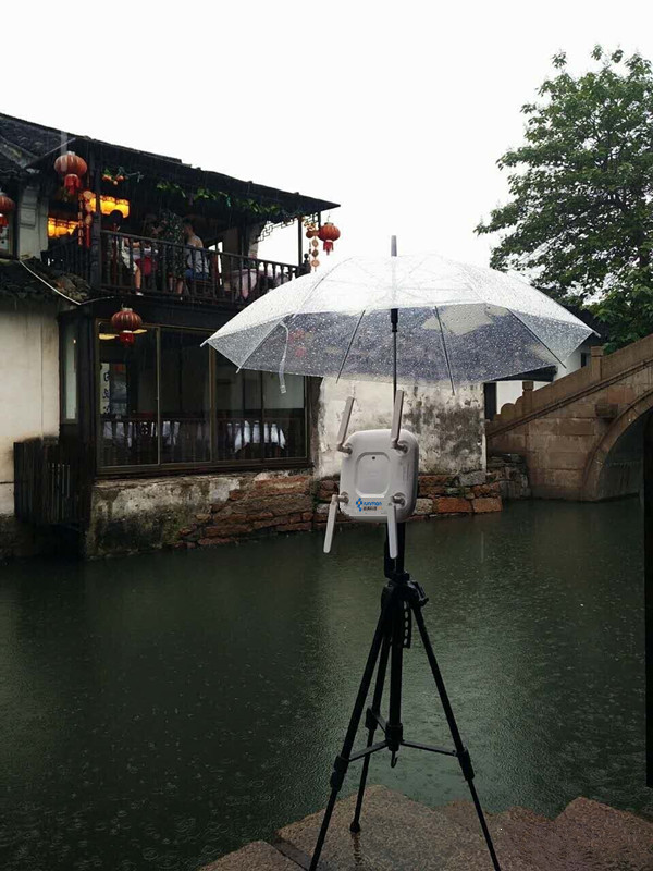 潤(rùn)滿無(wú)線覆蓋技術(shù)團(tuán)隊(duì)為無(wú)線AP設(shè)備撐起了小傘